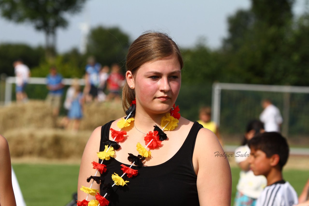 Bild 330 - Vogelschiessen am 18.8.12